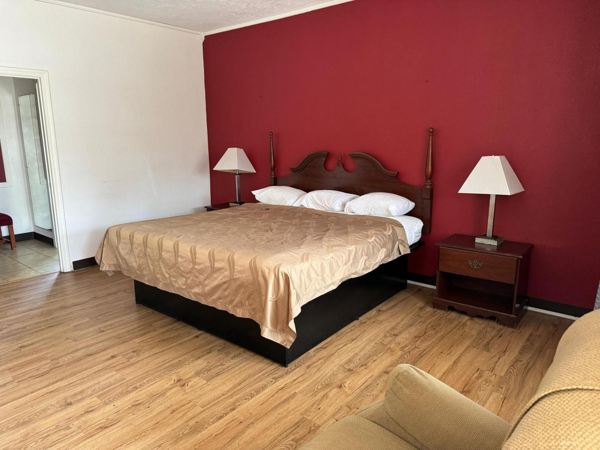 Travel Inn By Oyo Danville Us-29 מראה חיצוני תמונה