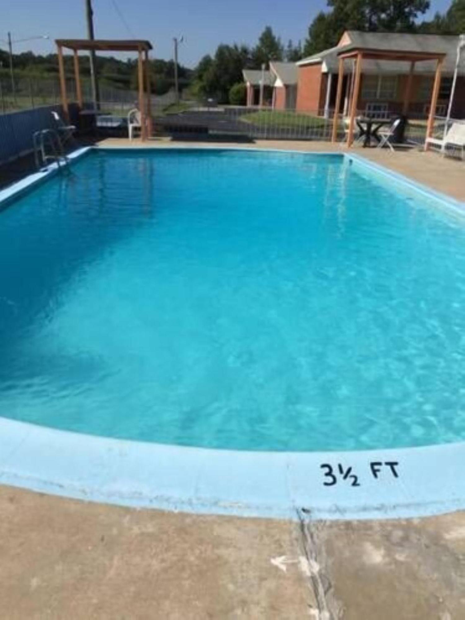 Travel Inn By Oyo Danville Us-29 מראה חיצוני תמונה